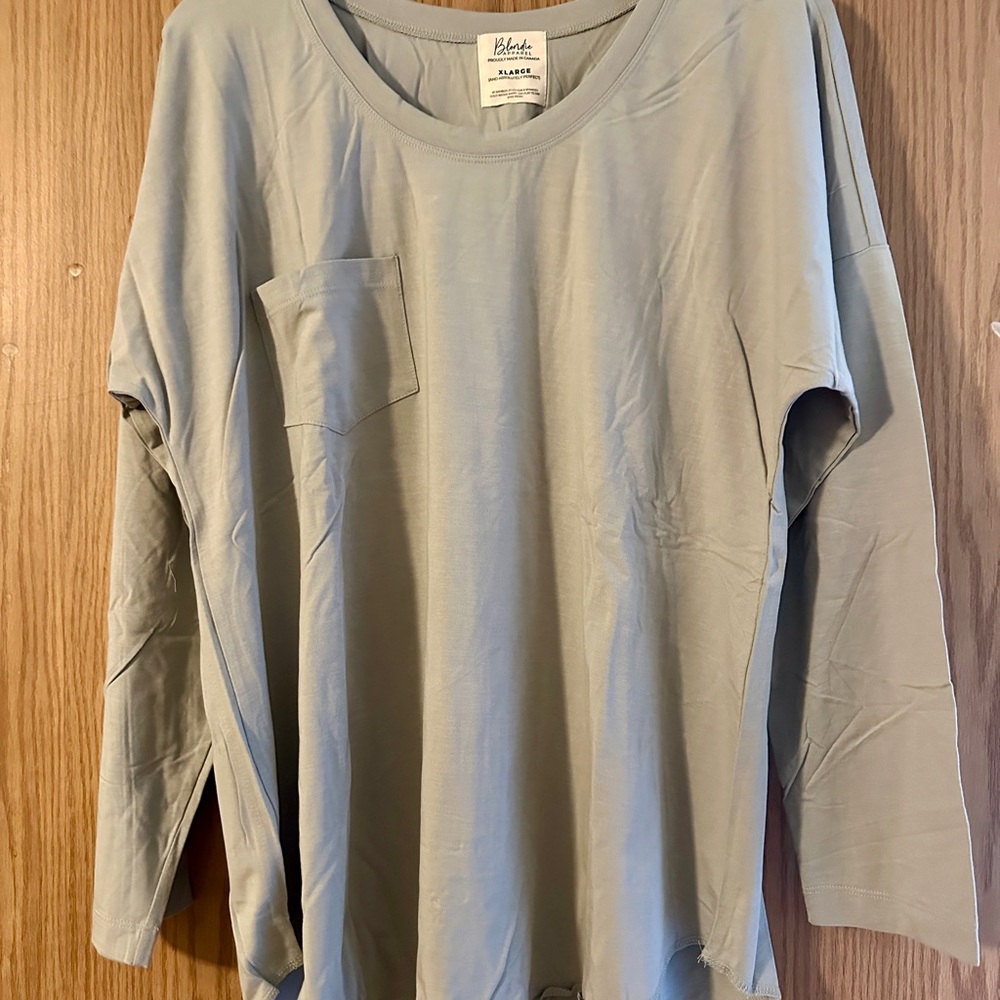 Blonde Apparel Long sleeve Jani Tee Light Sage